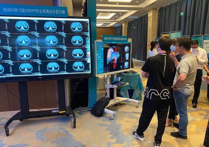 引领医学影像新视界 海信医疗亮相齐鲁医学影像论坛，医用显示器获多方专家点赞